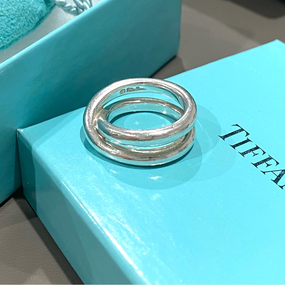 Authentic Tiffany & Co. Sterling Silver Paloma Picasso Le Circle Crossover Ring